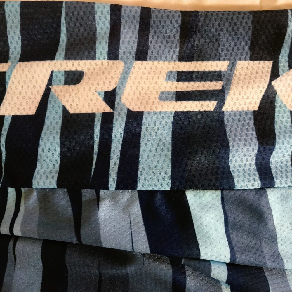 Trek Men's Blue Cycling Jersey - Picture 5 of 6